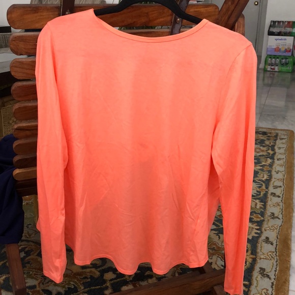 Fabletics split back top M - Picture 3 of 3